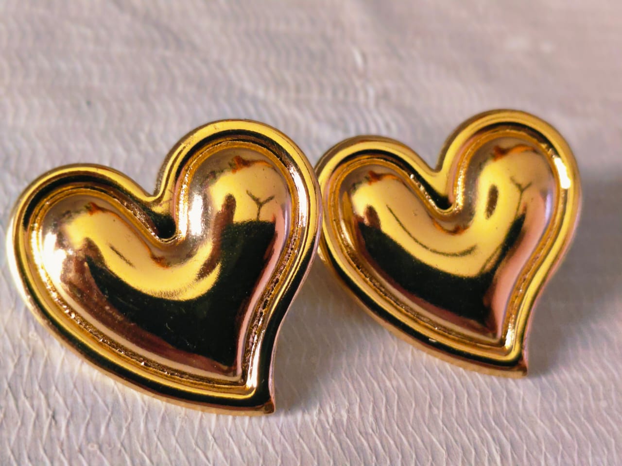 Luxygem Golden Heart Stud Earrings